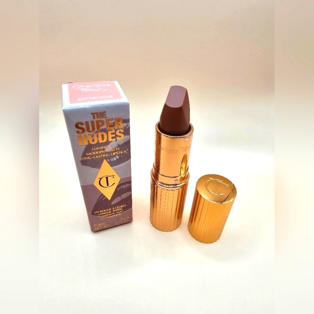 Charlotte Tilbury Super Matte Lipstick - Catwalking